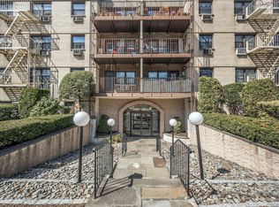 2261 Palmer Ave APT 2M, New Rochelle, NY 10801