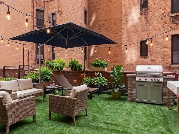 201 E 25th St APT 2A, New York, NY 10010