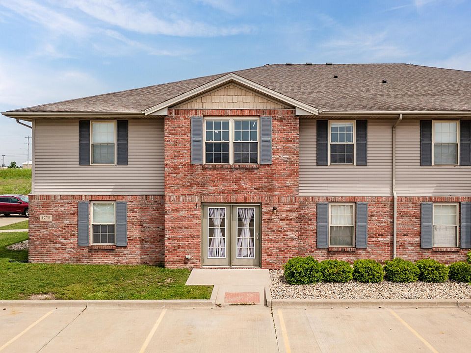 Harvest View Apartments 1780 Putnam Ave Normal IL Zillow