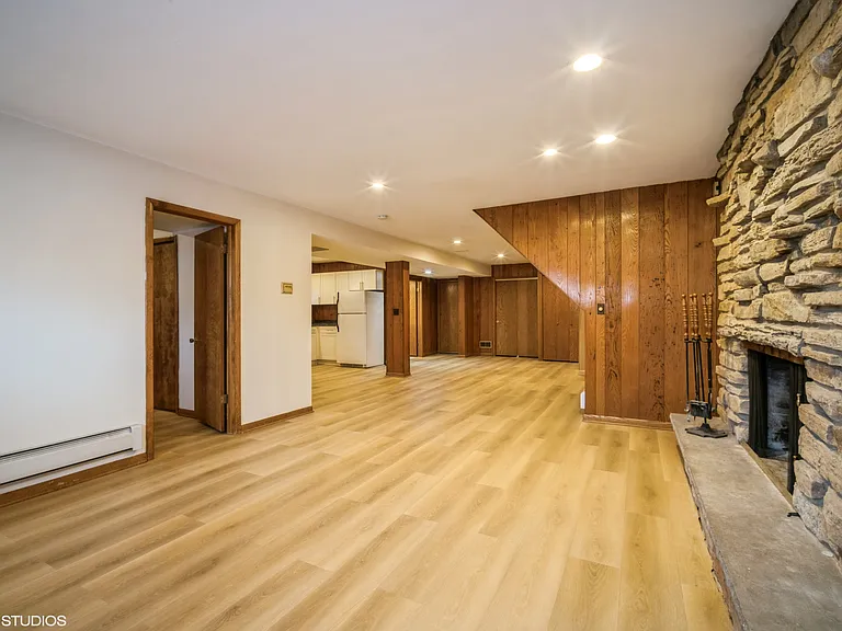 5715 N Cicero Ave #G — Photo 8