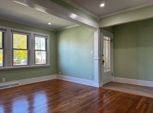 42 Ellwood Ave, Buffalo, NY 14223