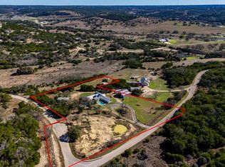 265 Shalako Dr, Kerrville, TX 78028