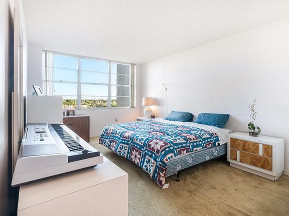5th image of 1200 Saint Charles Place #721