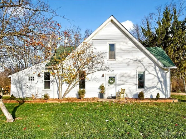 2792 Shakertown Rd, Dayton, OH 45434