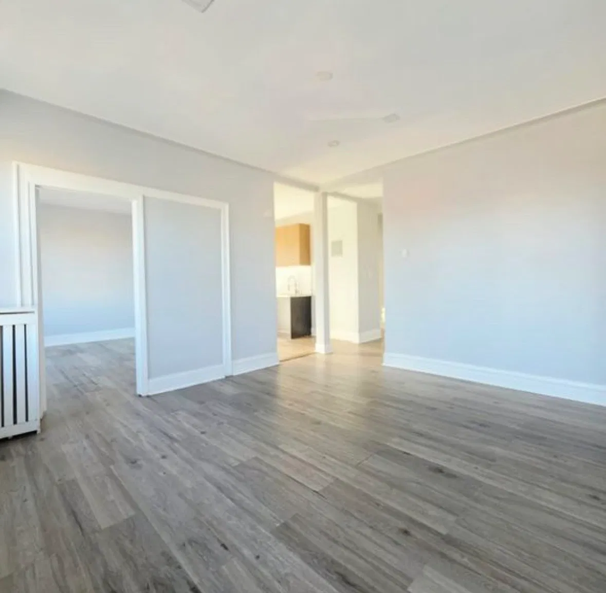 2 bed, 800 sqft, $2,300 — Photo 4