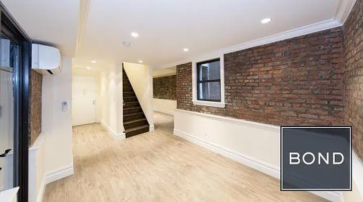 Rented by Bond New York | media 28