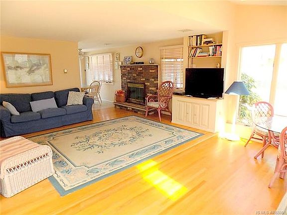 3rd image of 1709 Sunset Ave