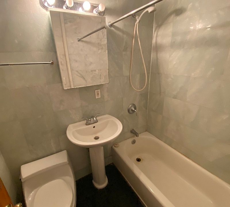 1st image of 218 E 29th St #2K