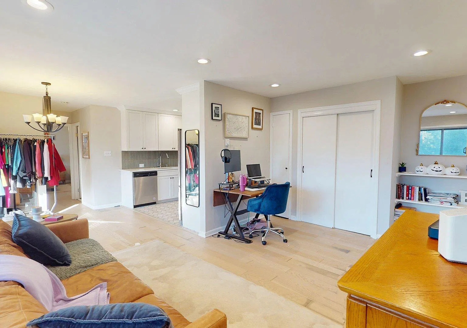 1 bed, 1.0 bath, 687 sqft, $1,850 — Photo 4