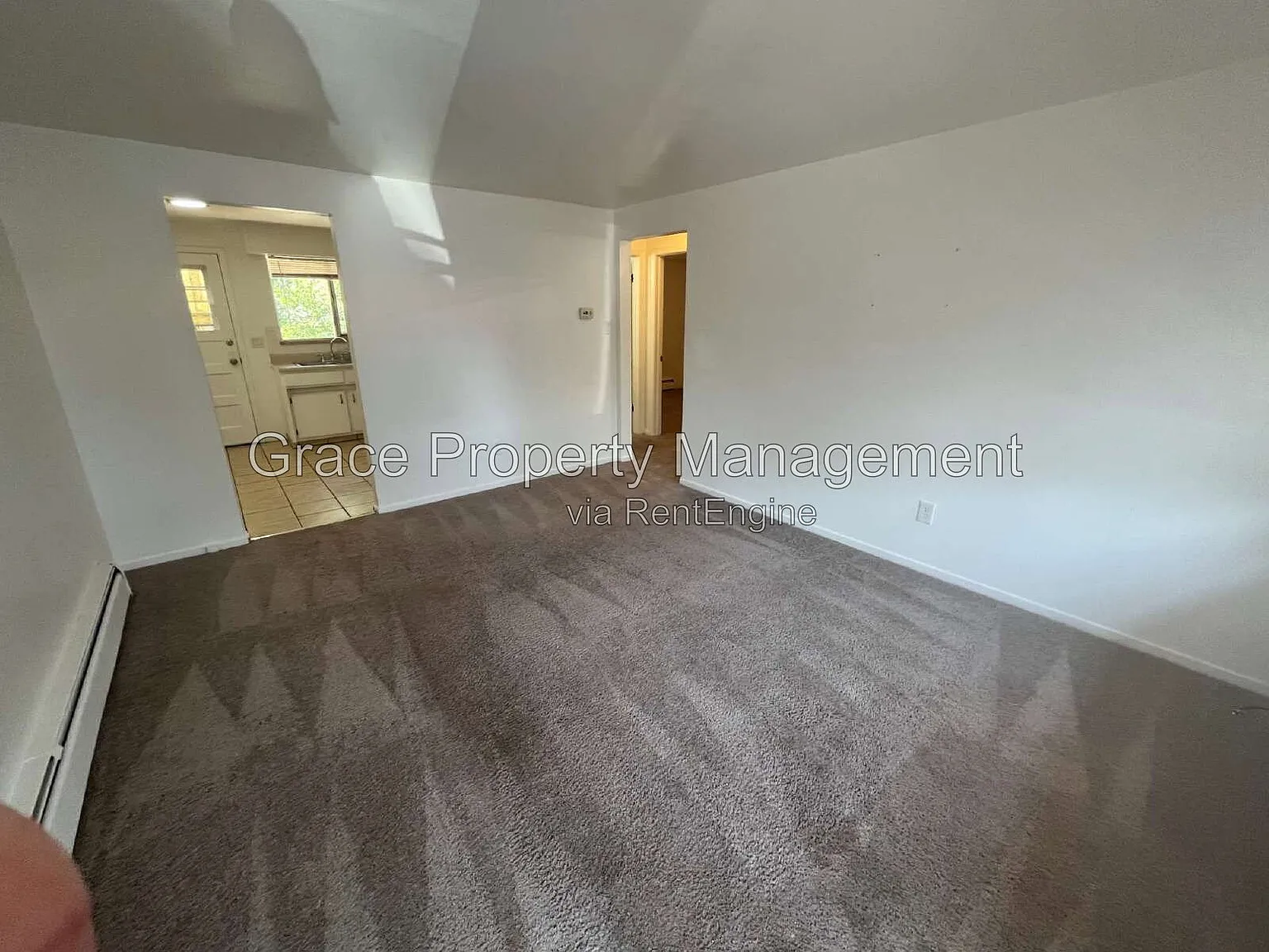 2 bed, 1.0 bath, $1,325 — Photo 2