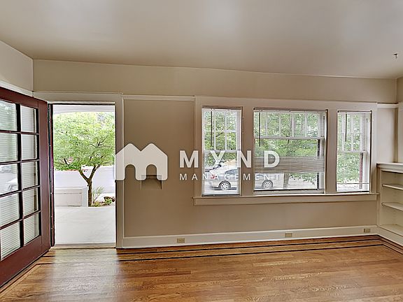 4th image of 942 35th St #942