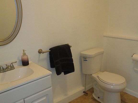 4th image of 3572 Baywood Pl #3574