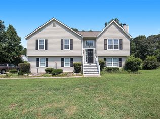 59 Seals Dr, Dallas, GA 30157