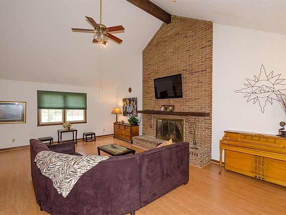 4th image of 118 Northwood Dr