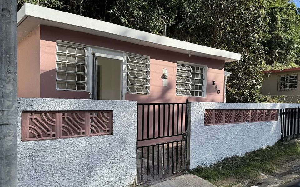 1st image of 60 Calle 8 #B