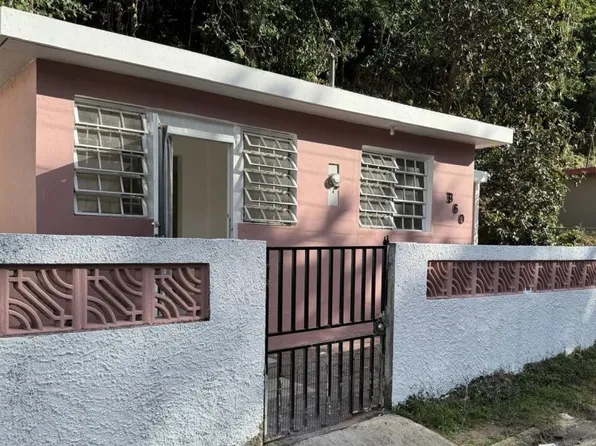 60 Calle 8 #B, Toa Baja, PR 00949