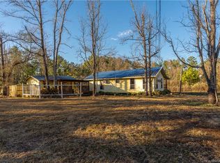 4157 Kendrick Rd, Sulphur, LA 70663