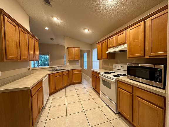 4th image of 5904 Ashton Woods Cir