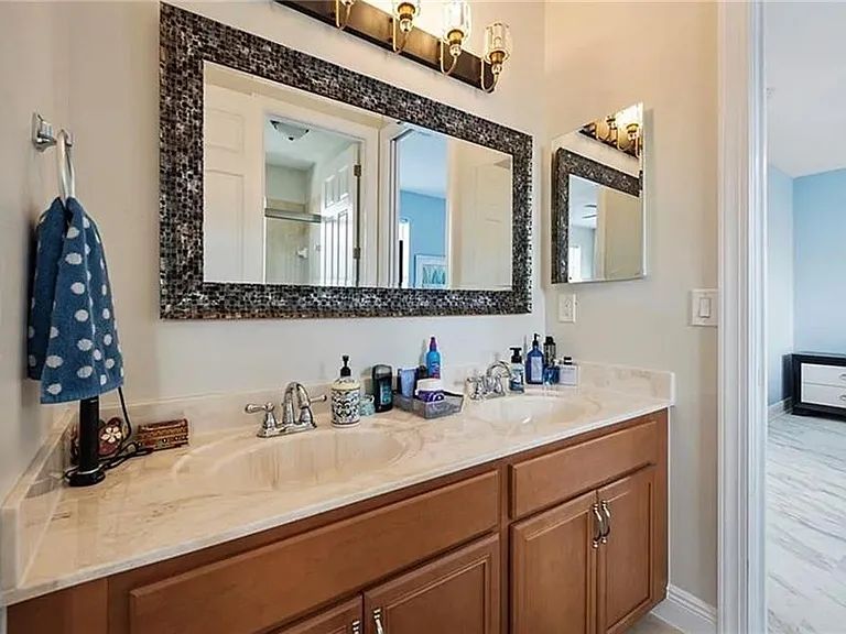 19396 La Serena Dr — Photo 21