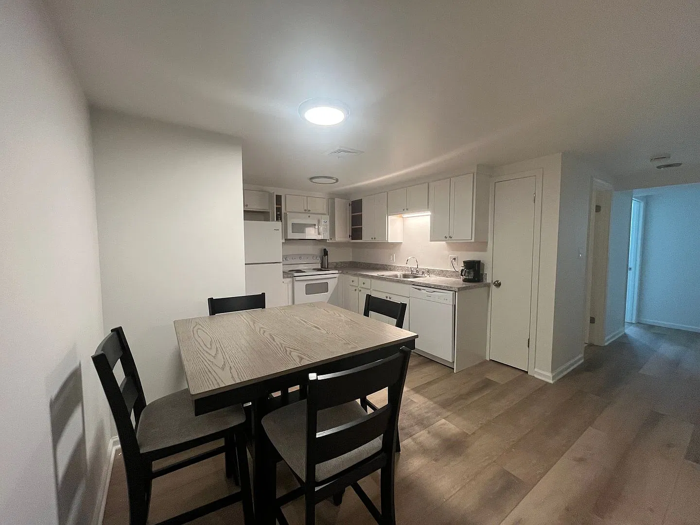611 Mallard Road — Photo 3