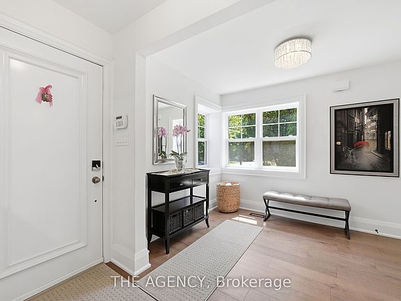 4th image of 42 Berl Ave