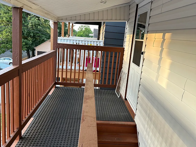 Newby Ave — Photo 10