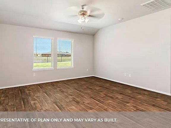 5th image of 1806 Gibbons Creek Dr