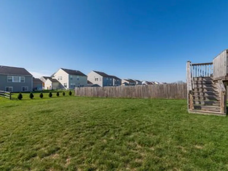 1205 Gardner Pond Ln — Photo 40