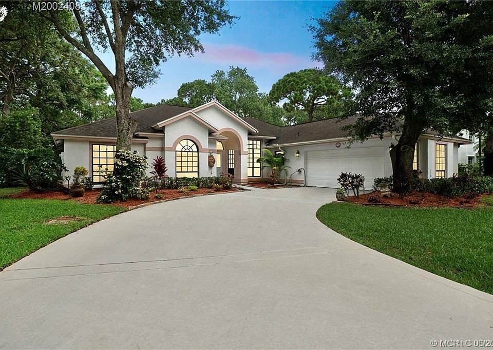1st image of 3748 SW Woodbriar Ln