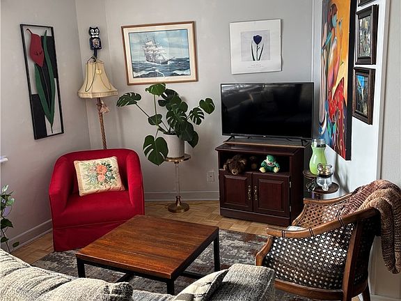 2nd image of 11850 Edgewater Dr APT 624