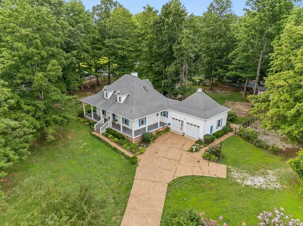 8054 Owens Chapel Rd, Springfield, TN 37172