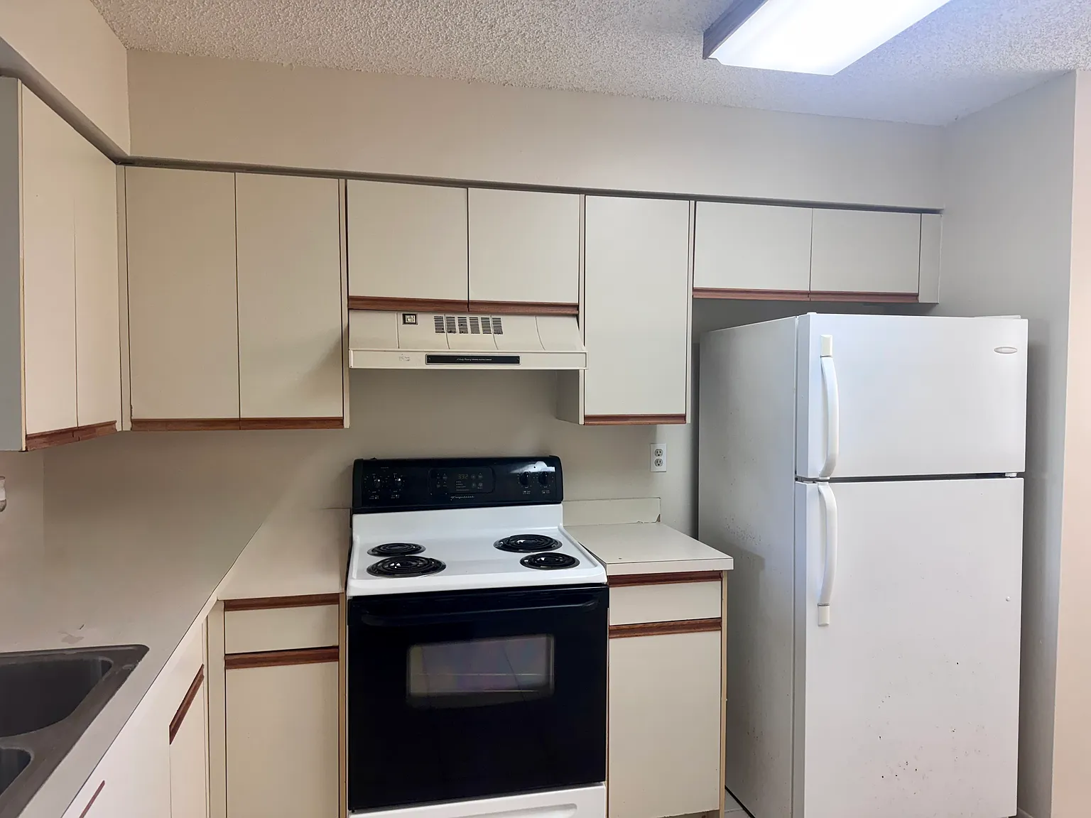 2 bed, 2.0 bath, 960 sqft, $1,700 — Photo 4