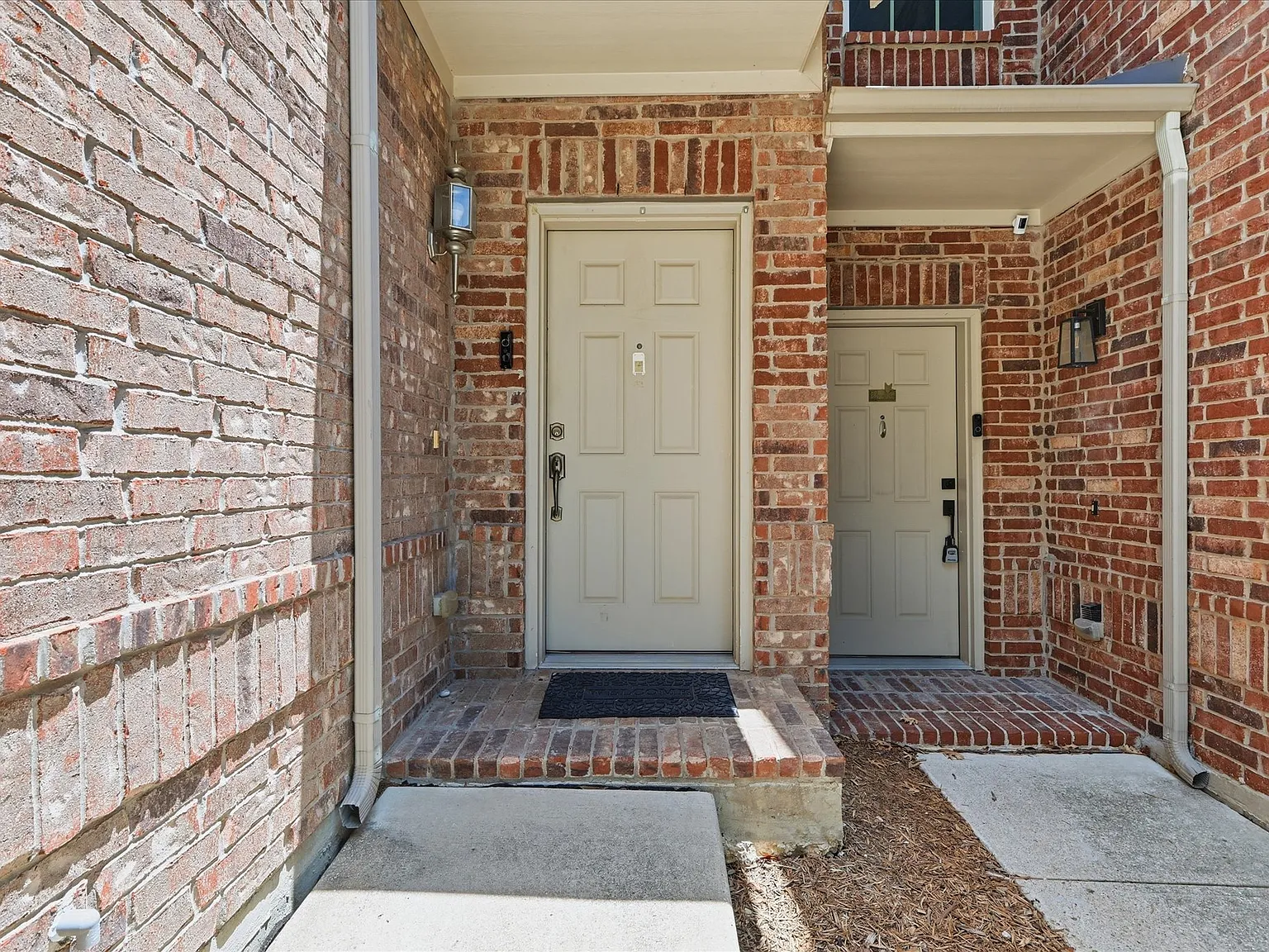 3 bed, 1937 sqft, $2,650 — Photo 4