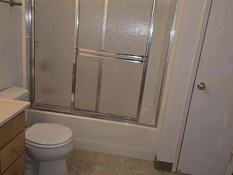 801 McConnell Ave — Photo 11