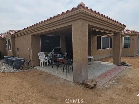 5th image of 42283 Hideaway St