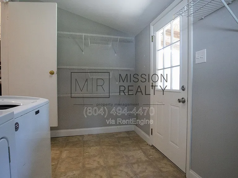 1107 Ironington Rd — Photo 10