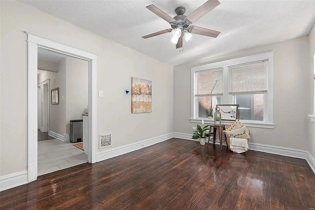 4459 Russell Blvd — Photo 4