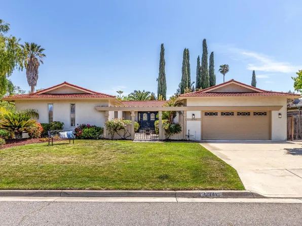 12141 Marilla Dr, Saratoga, CA 95070