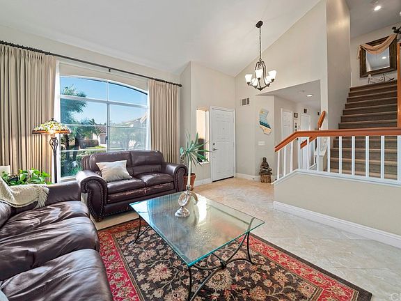 2nd image of 19 Coppercrest