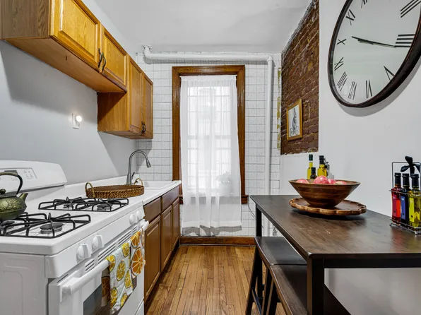 527 West 143rd Street image 2 of 6