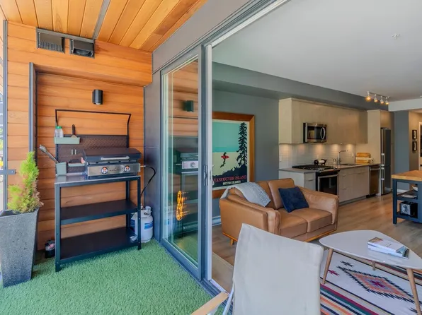 38165 Cleveland Ave #303, Squamish, BC V8B 0A6