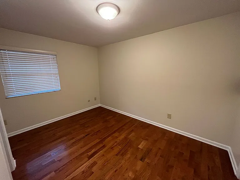 29 Olentangy St #B4 — Photo 5