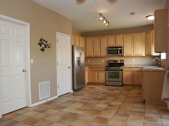 Kitchen Full of Upgrades!