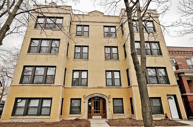 1st image of 3301 W Cuyler Ave APT 2