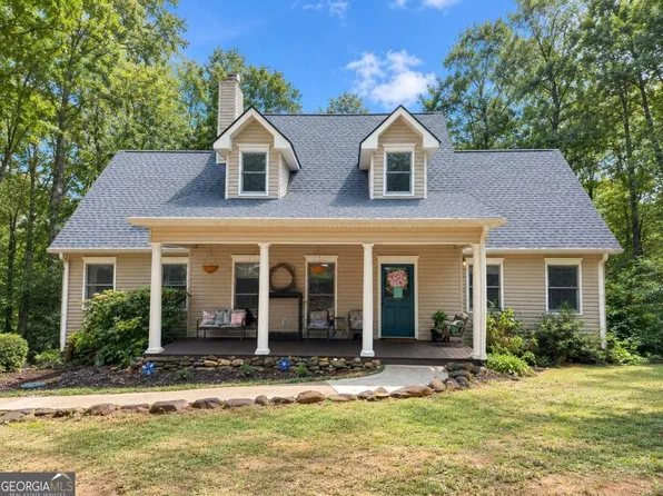 399 Grindstone Creek Dr, Clarkesville, GA 30523