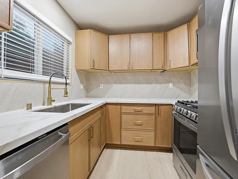 4021 Lamont St #2 — Photo 2