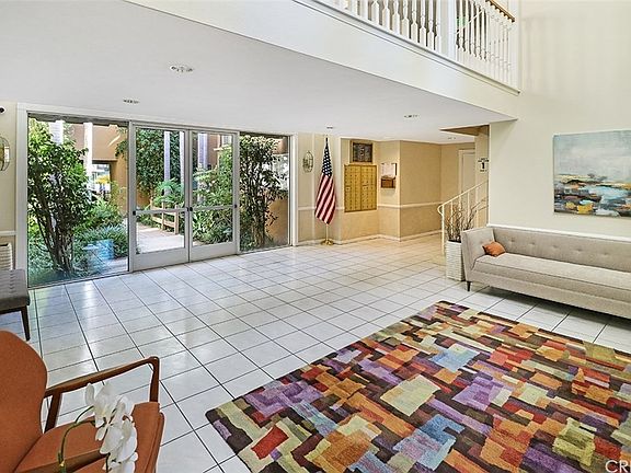 4th image of 4240 Fulton Ave Unit 312