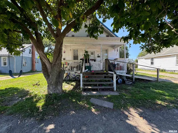418 Monson St, East Peoria, IL 61611