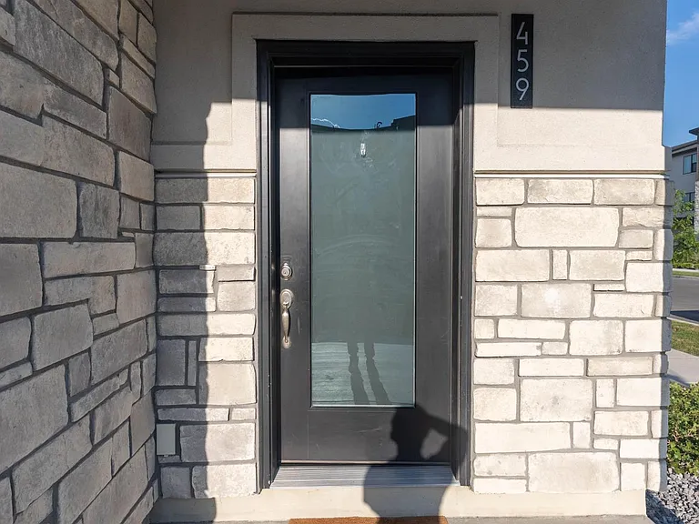 459 S Willow Leaf Rd — Photo 3
