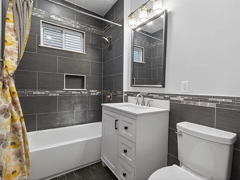 29 East St #2 — Photo 7